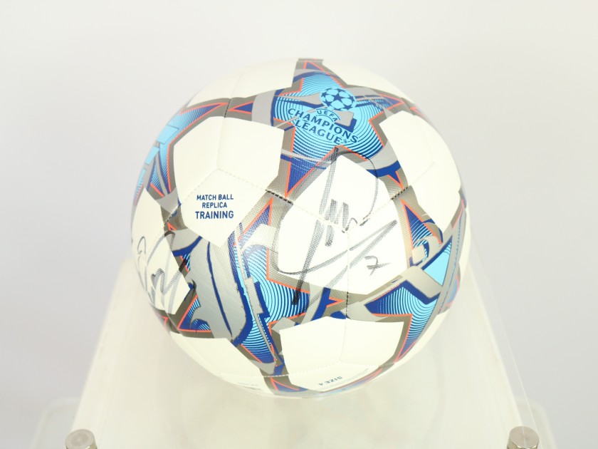 Pallone ufficiale Champions League, 2023/24 - Autografato dalla Juventus