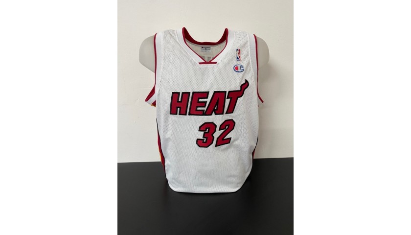 LeBron's Official Miami Heat Signed Jersey - CharityStars
