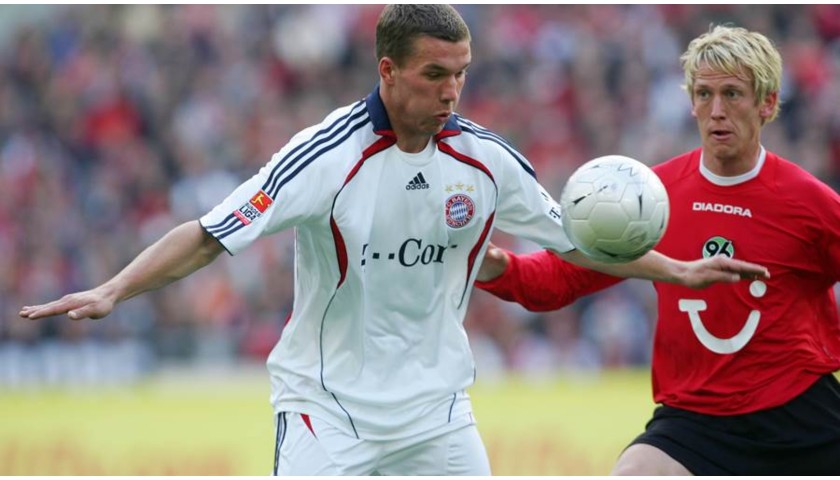 Podolski's Official Bayern Munich Signed Shirt, 2006/07