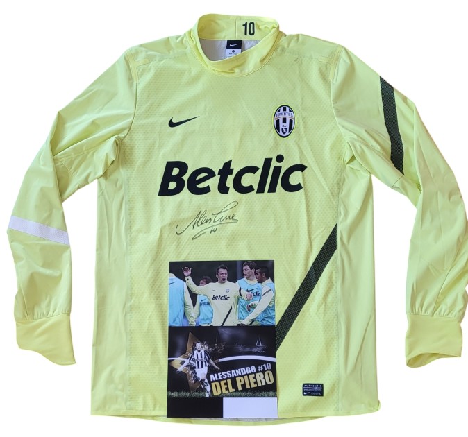 Del Piero's Juventus Signed Training Sweatshirt, 2011/12