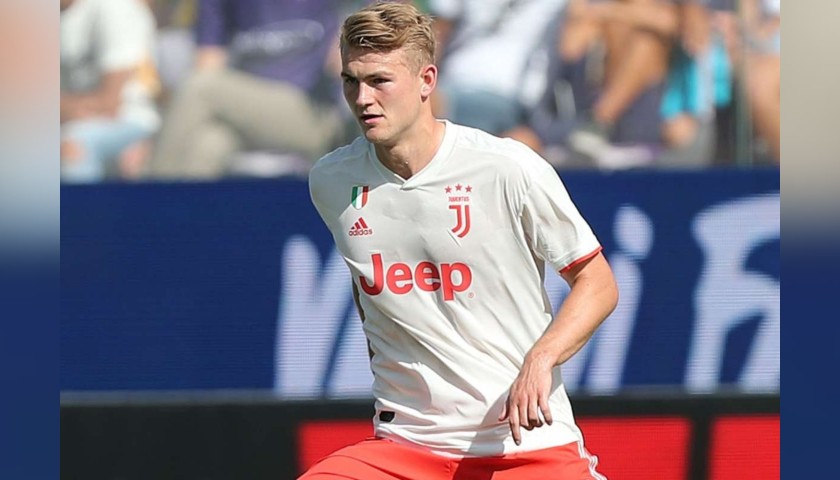 De Ligt's Official Juventus 2019/20 Signed Shirt 