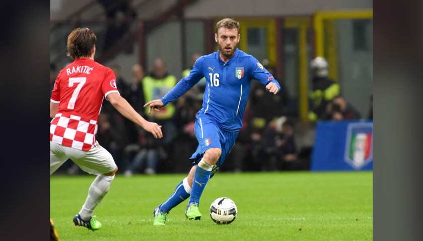 De Rossi's Italy Match Shirt, Euro 2016 Qualifiers
