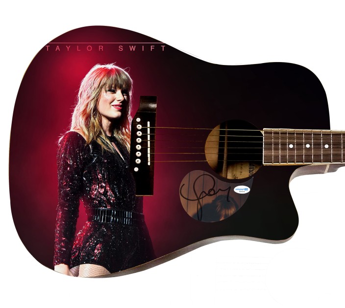 Chitarra grafica personalizzata "Artistic Elegance" firmata da Taylor Swift in edizione limitata