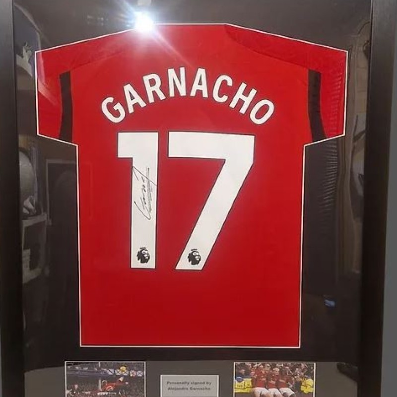Alejandro Garnacho's Manchester United 2023/24 Signed and Framed Shirt