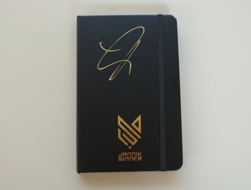 Diary - Autographed by Jannik Sinner