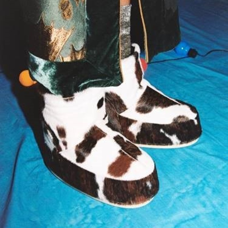 Iconici Low No Lace Pony Cow Print Moon Boots