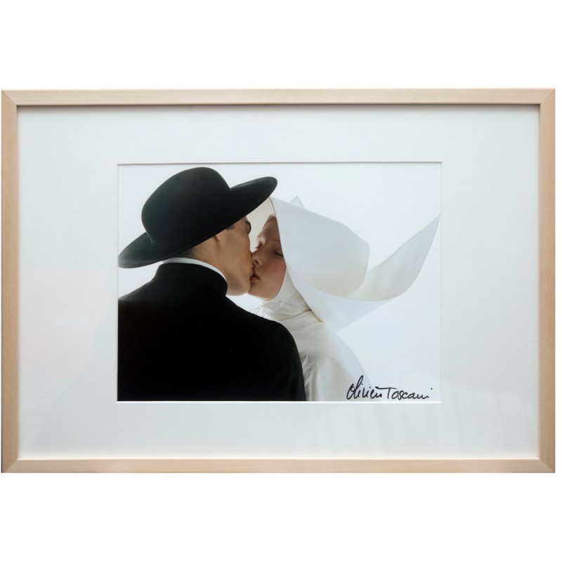 Photograph - Signed by Oliviero Toscani