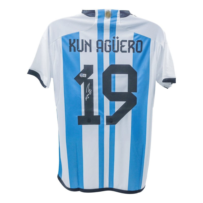 Replica della maglia argentina autografata da Sergio Aguero