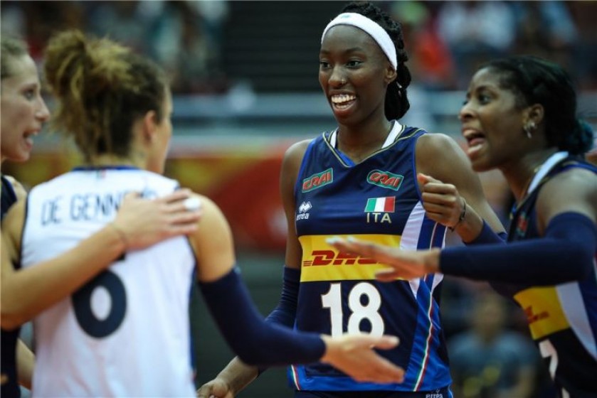 Egonu's Italvolley Worn and Signed Jersey 
