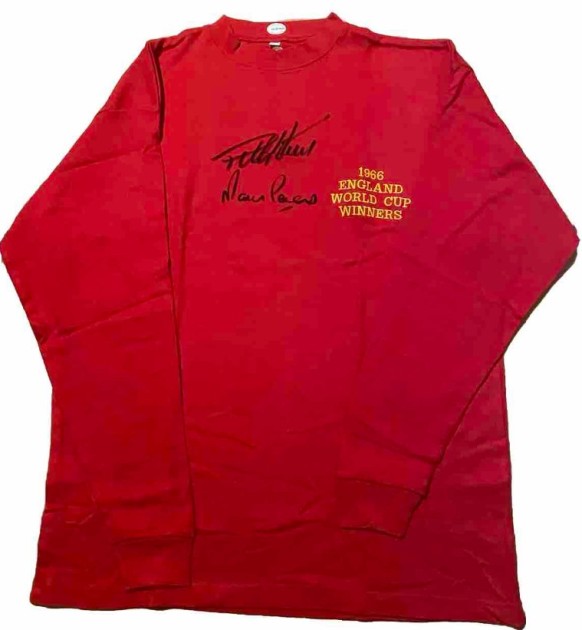 Maglia Inghilterra della Coppa del Mondo del 1966 - Autografata da Geoff Hurst e Martin Peters