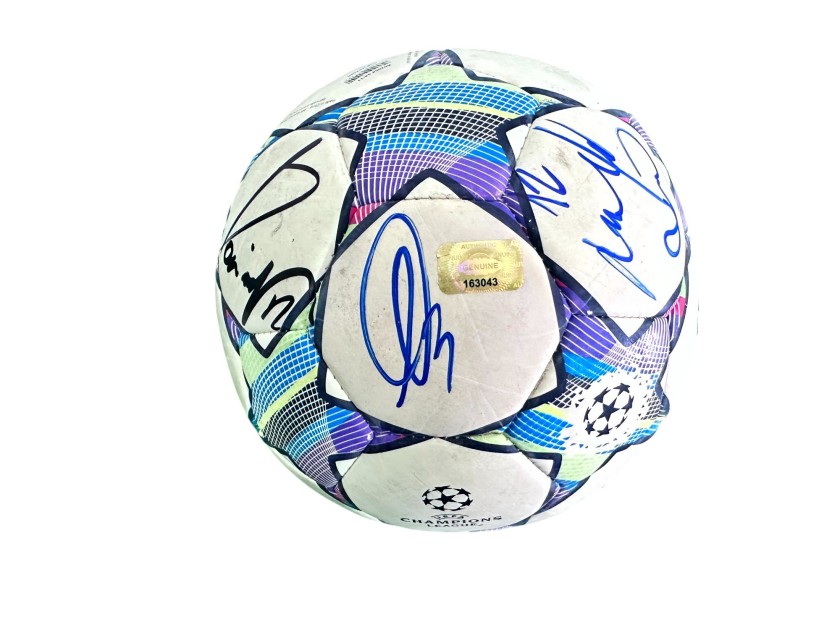UCL Replica Match-Ball, 2011/12 - Signed by the Chelsea Players
