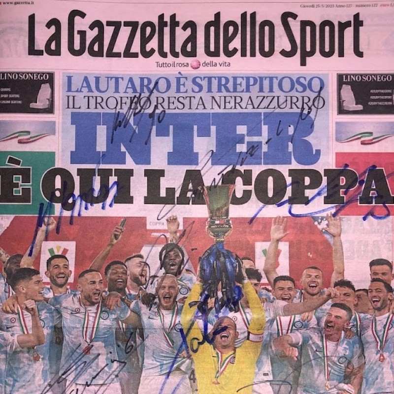 La Gazzetta dello Sport Inter FC 9th Coppa Italia Front Page - Signed by the Squad