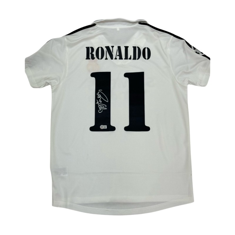 Ronaldo Nazário's Real Madrid 2004/05 Signed Shirt