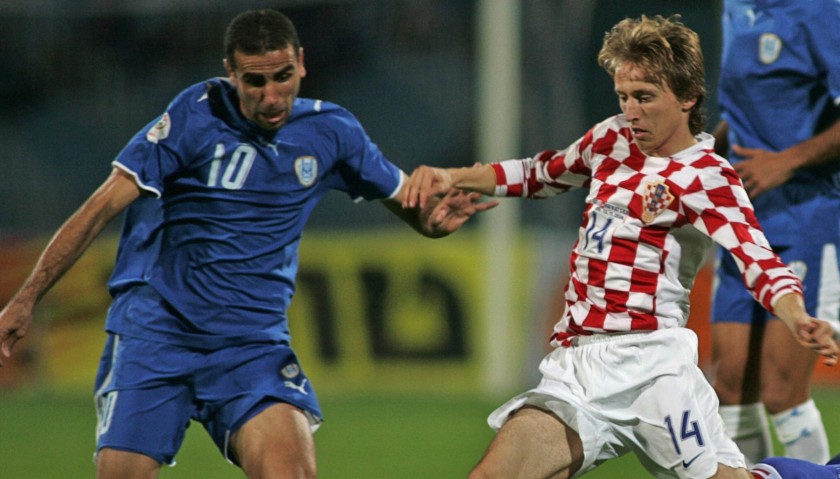 Modric's Match-Issue/Worn Shirt, Israel-Croatia 2006