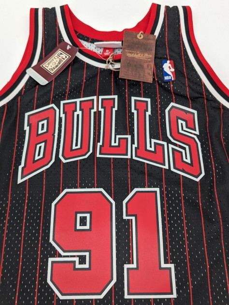 Sold at Auction: Dennis Rodman Signed Chicago Bulls Jersey (Beckett)