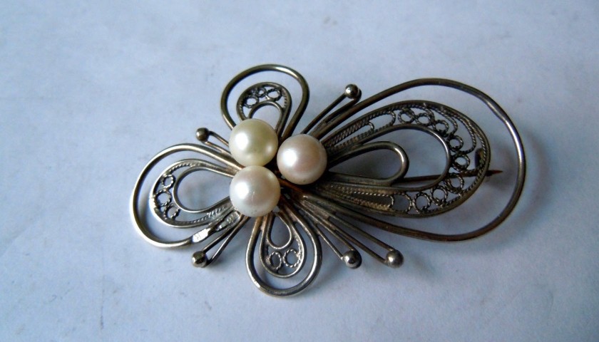 Fabergé - Antique Imperial Russian Brooch with Natural Pearls