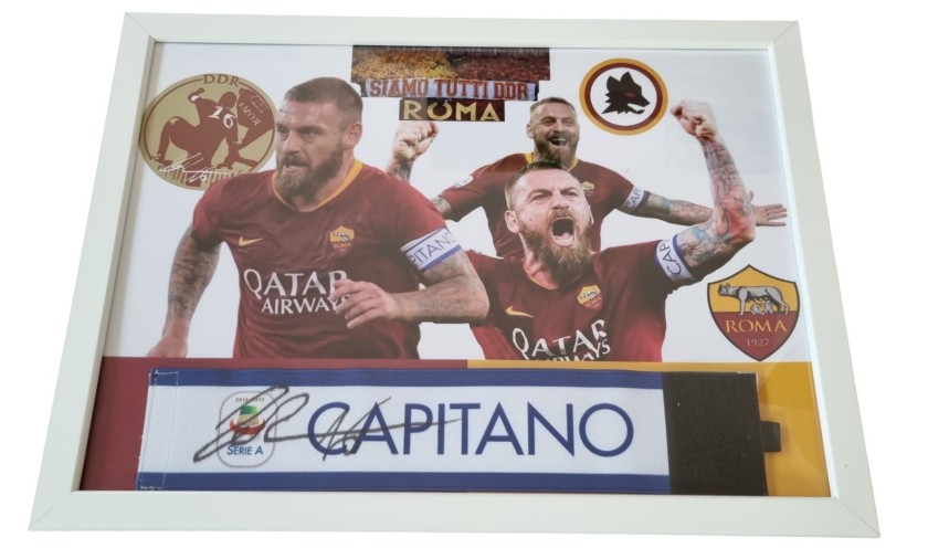 Quadro Fascia capitano Serie A, 2018/19 - Autografata da Daniele De Rossi