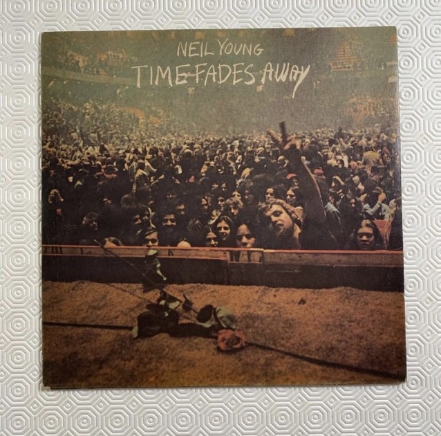 Vinile "Time Fades Away" - Autografato da Neil Young