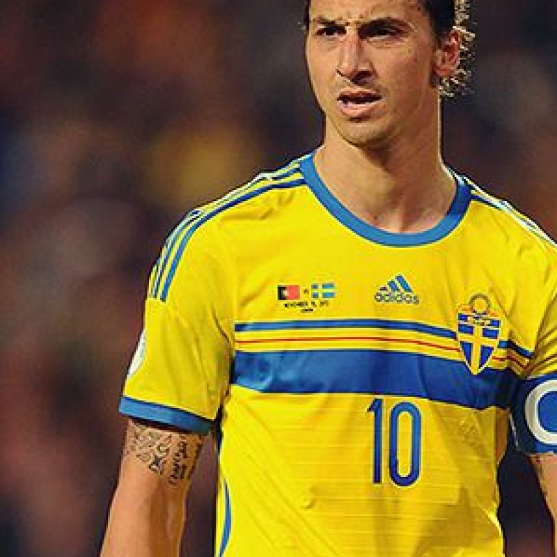 Ibrahimovic Sweden official replica shirt 2015 - signed