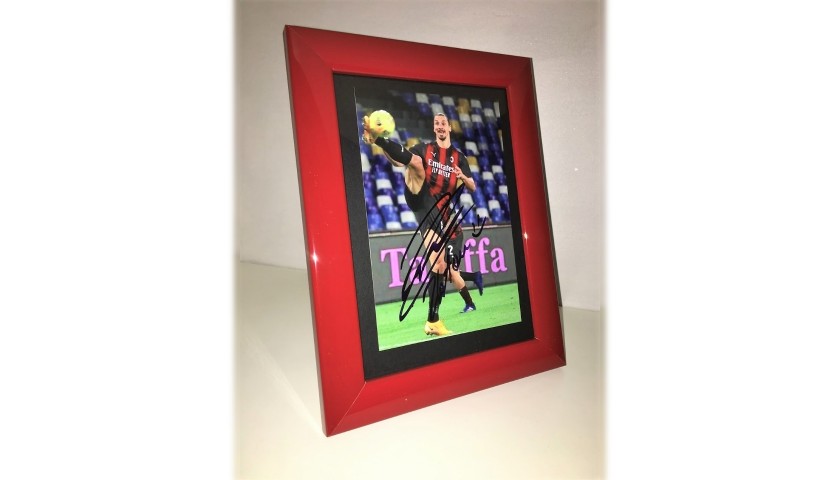 Zlatan Ibrahimovic Signed Photograph