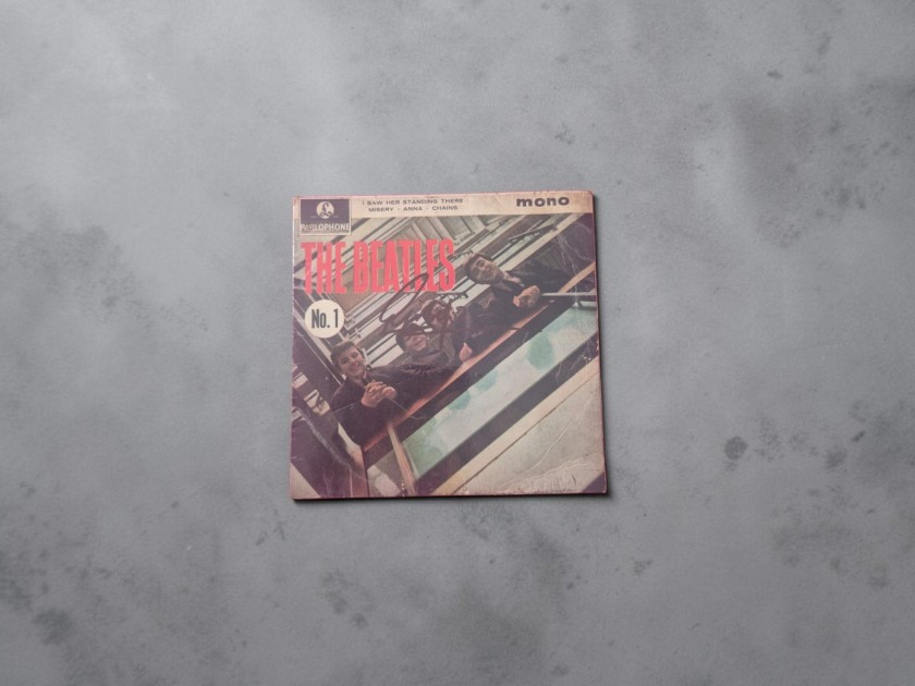 Ringo Starr of The Beatles Signed Vinyl 45 EP Original First Pressing