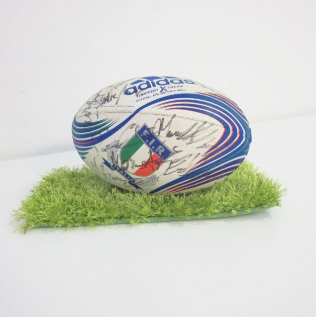 FIR Rugby ball signed by Venditti and other Italy players