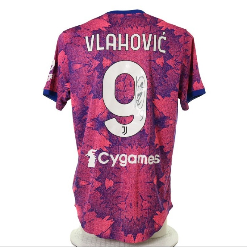 Vlahovic's Juventus Signed Match Shirt, 2022/23