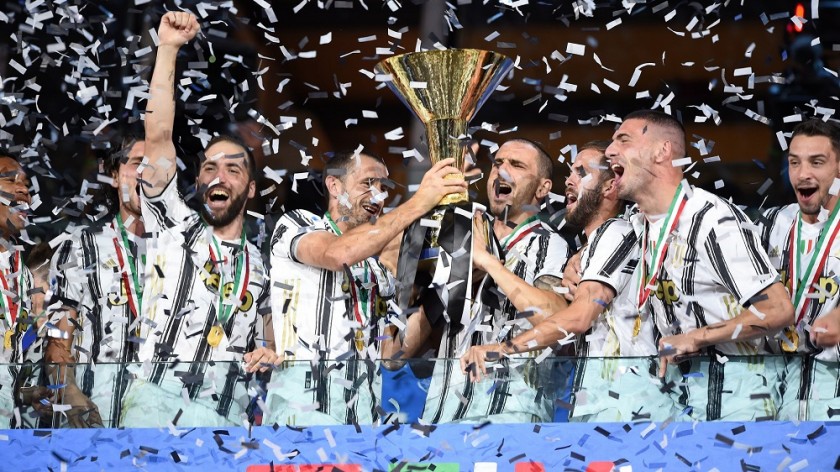 Juventus Celebratory T-Shirt, 2020 - Signed by the Players