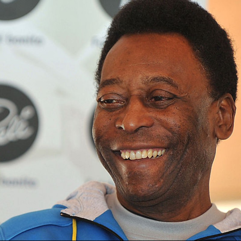 Pele Signed Brazilian Sport Confederation Shirt