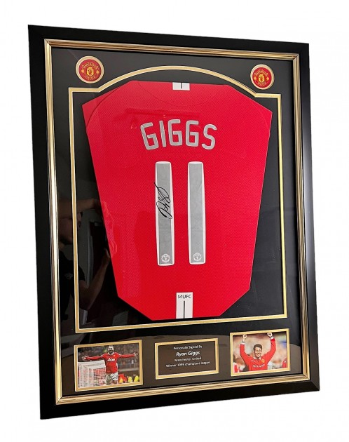 Ryan Giggs' Manchester United UEFA Champions League 2008 Final Signed and Framed Shirt