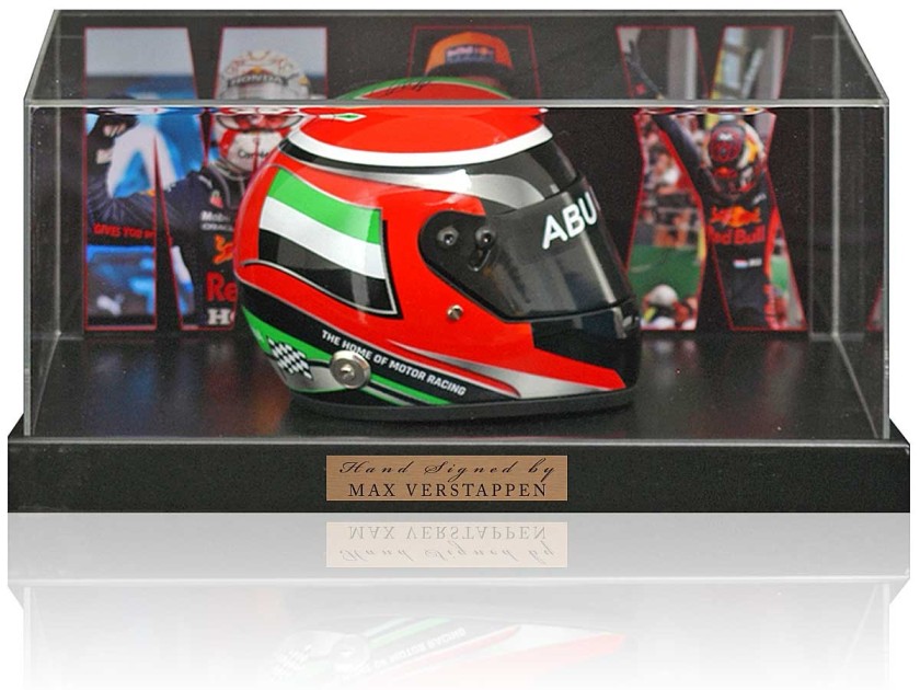 Miniatura casco gara Abu Dhabi autografata da Max Verstappen 