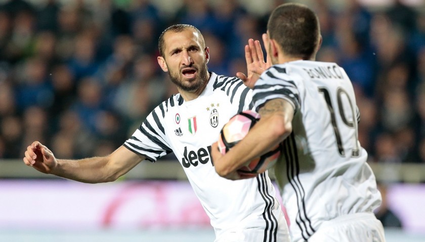 Chiellini's Match-Issued/Worn Juventus Shirt, Signed Serie A 2016/17