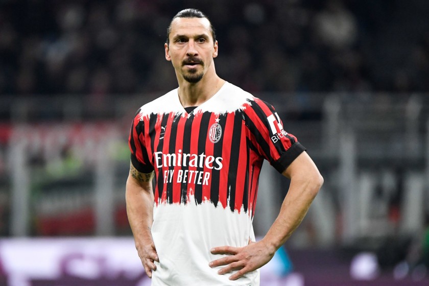 Maglia ufficiale Ibrahimovic Milan 2021 22 Autografata