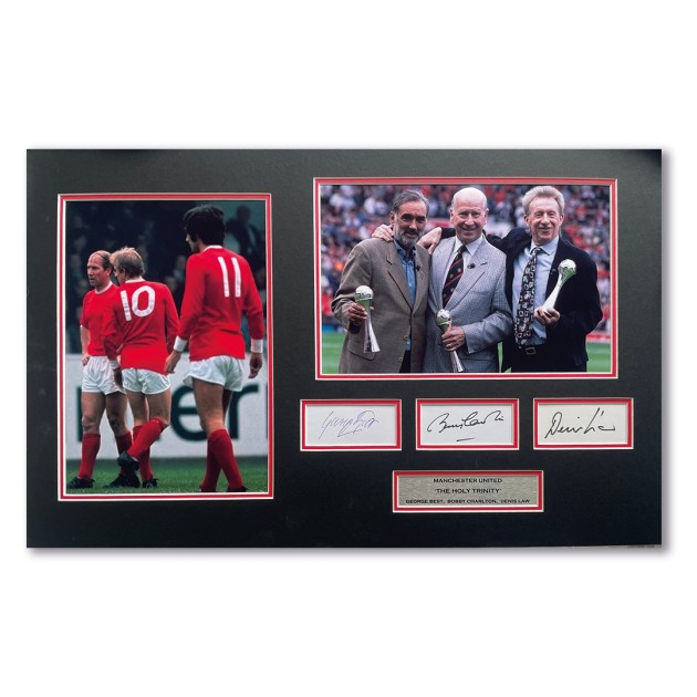 Denis Law, George Best e Bobby Charlton La santissima trinità del Manchester United in esposizione firmata