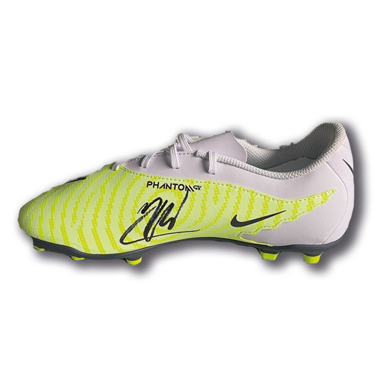 Mykhailo Mudryk, centrocampista del Chelsea FC, scarpa da calcio Nike autografata