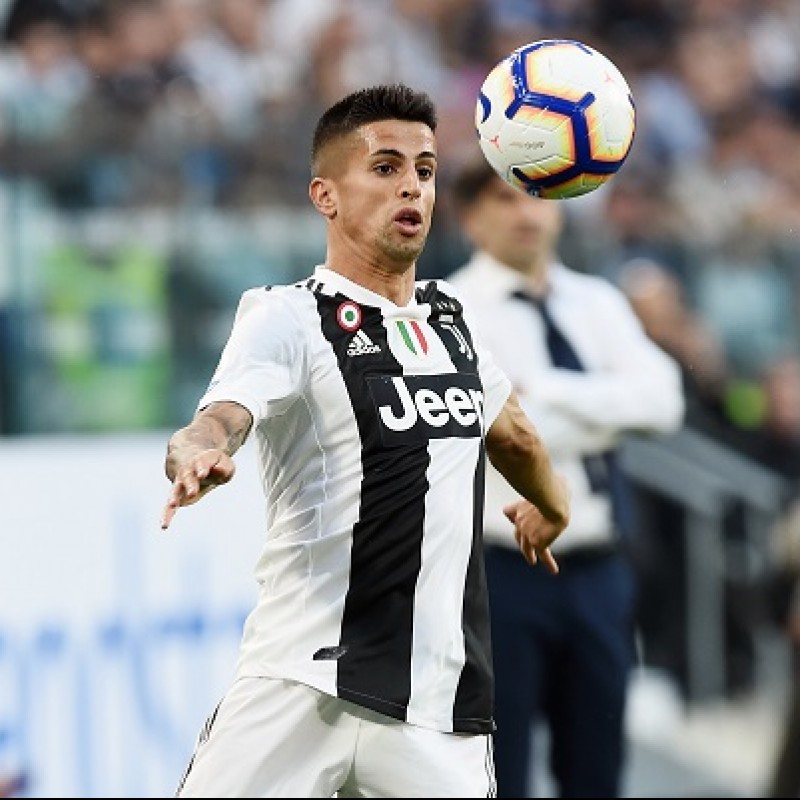 Maglia Ufficiale Cancelo Juventus, 2018/19 - Autografata