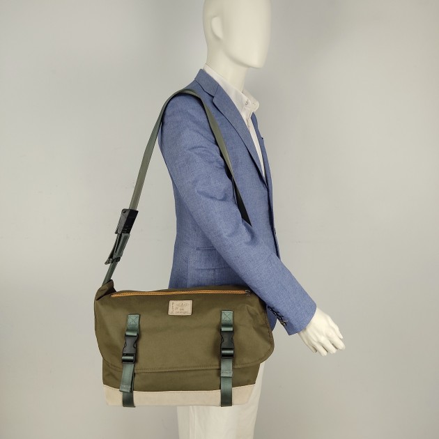 Paul Smith Shoulder Bag - CharityStars