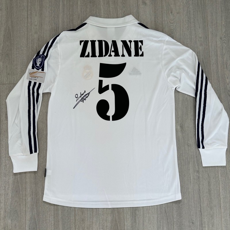 Maglia firmata da Zinedine Zidane per il Real Madrid 2002