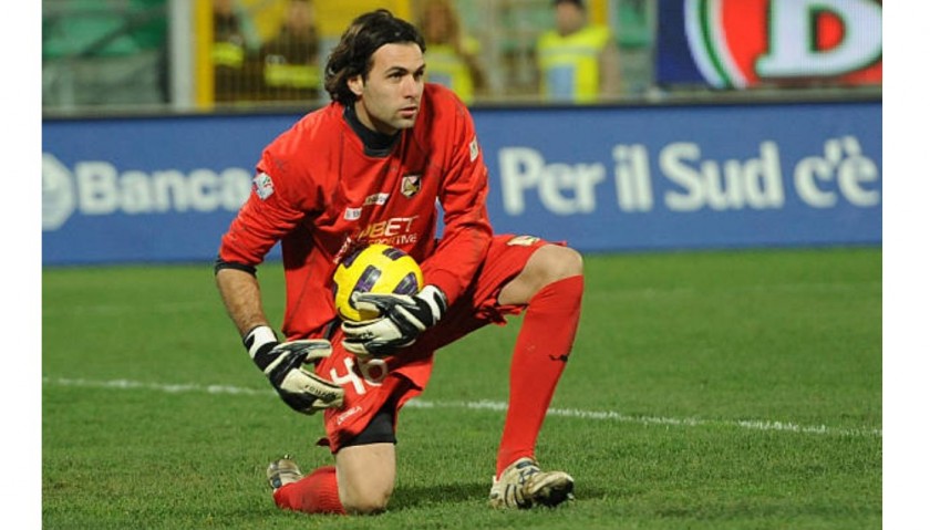 Sirigu's Palermo Signed Match Shirt, 2010/11