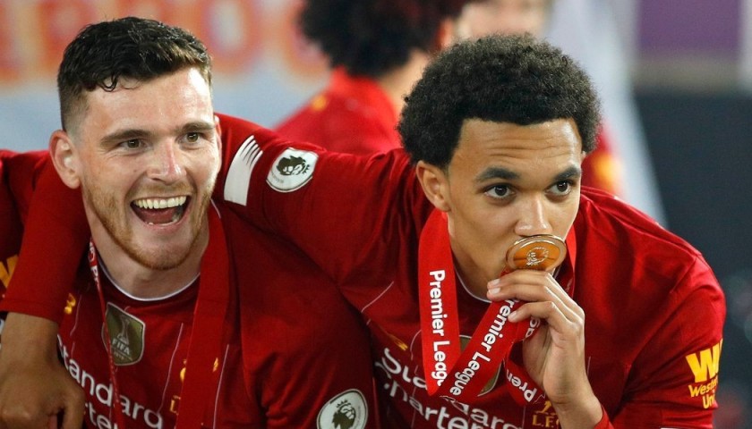 Medaglia vincitori Champions League 2019 autografata da Trent Alexander-Arnold del Liverpool 