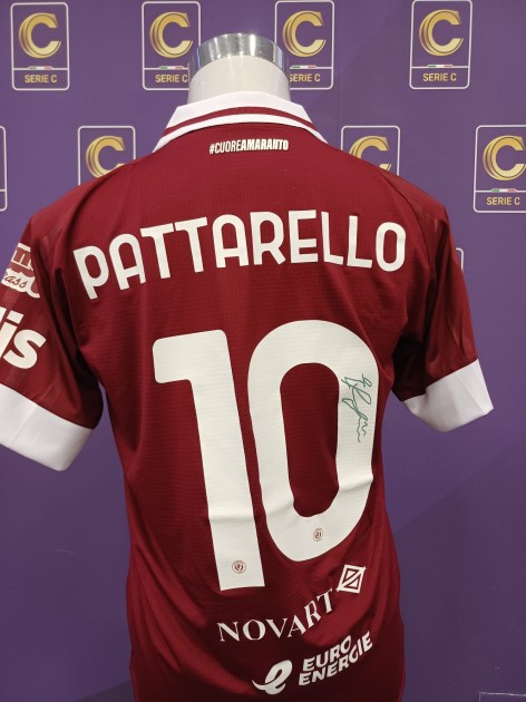 Pattarello's Arezzo Signed Issued Shirt, 2025/26