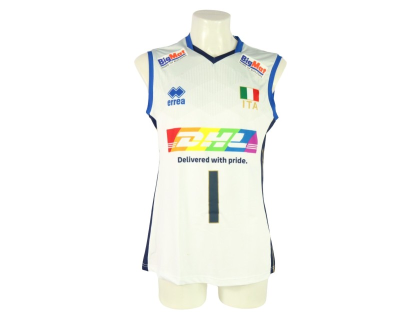 Italy women's national team jersey - athlete Lubian - at the European Championships 2023 - signed by the team