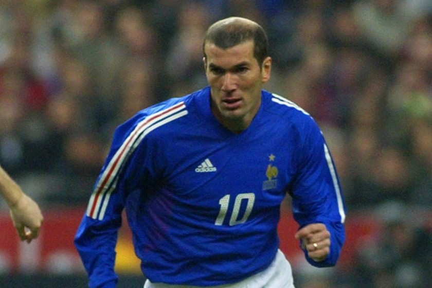 Zidane's Official France Signed Shirt, 2001/02