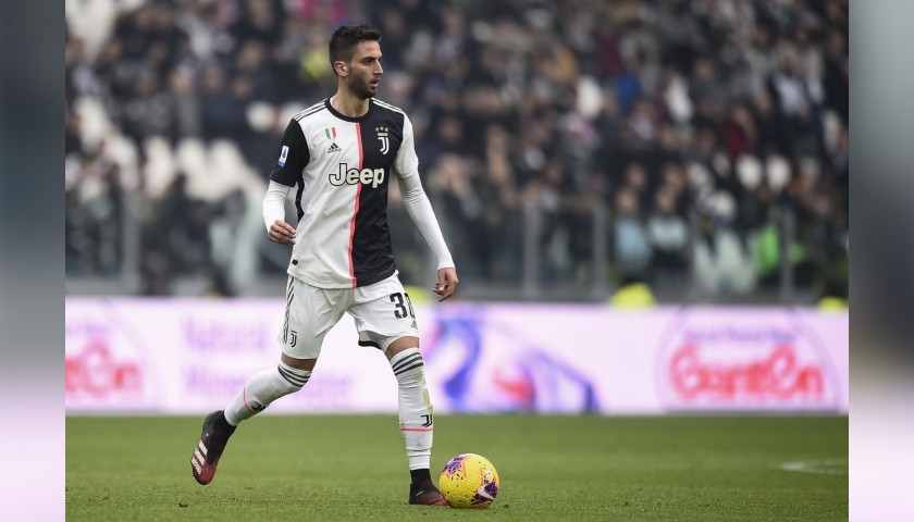Bentancur's Authentic Juventus Signed Shirt, 2019/20
