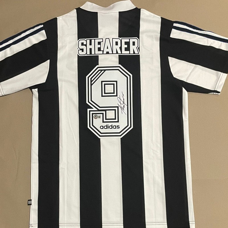 Replica maglia firmata di Alan Shearer del Newcastle United 1996/97