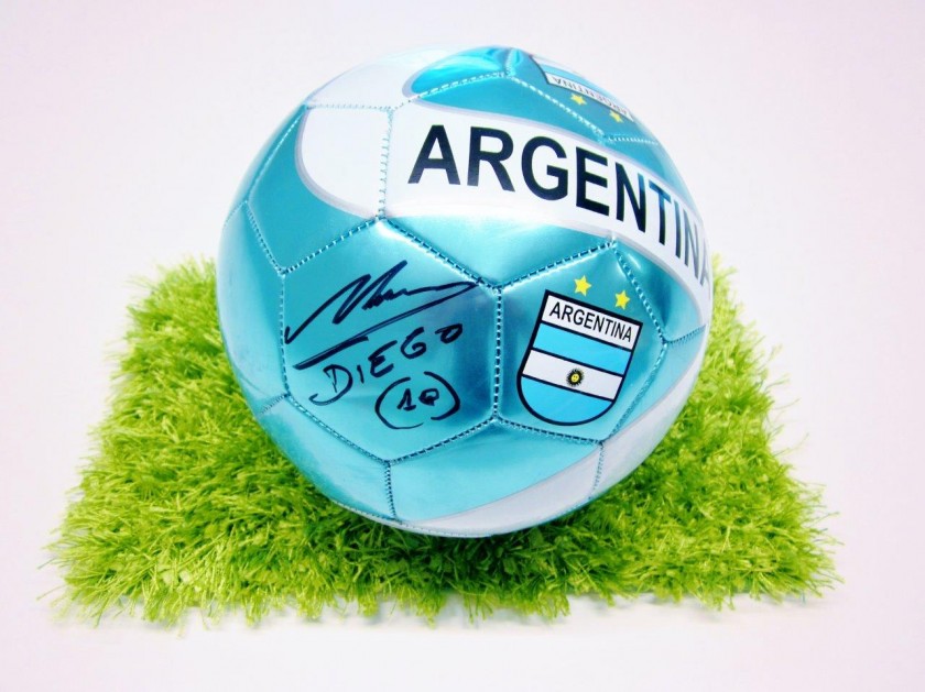 Pallone Argentina autografato da Diego Armando Maradona