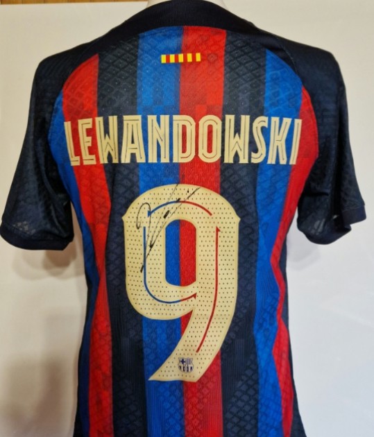 Lewandowski's FC Barcelona Signed Shirt - CharityStars