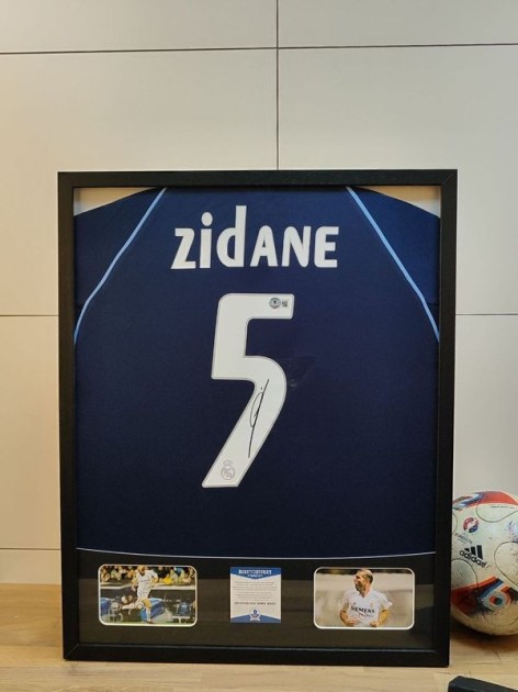 Maglia del Real Madrid firmata e incorniciata di Zinedine Zidane