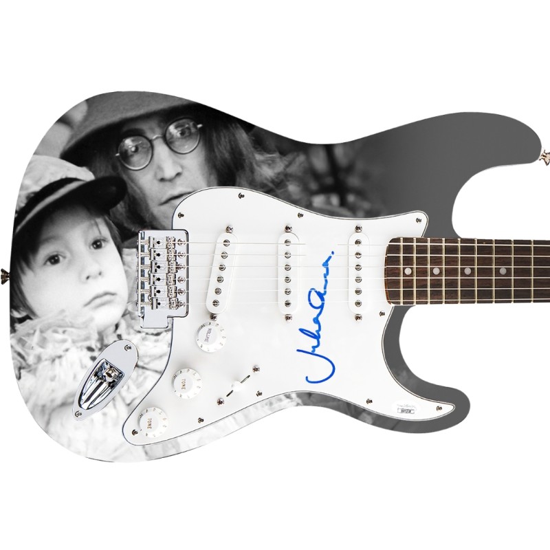 Chitarra con grafica personalizzata firmata da Julian Lennon