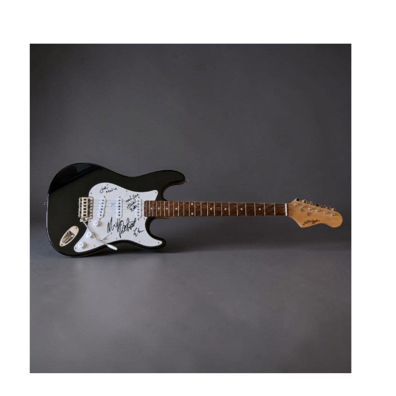 Chitarra elettrica autografata dai Fleetwood Mac